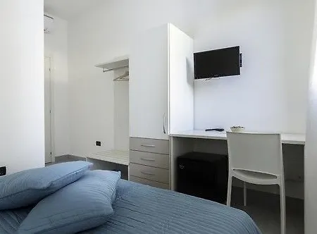 Guest house Easy Venice 1-2 2*
