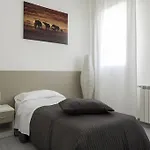 بيت ضيافة Easy Venice 1- 2