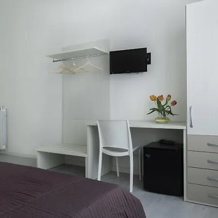 Easy Venice 1-2 3* メストレ